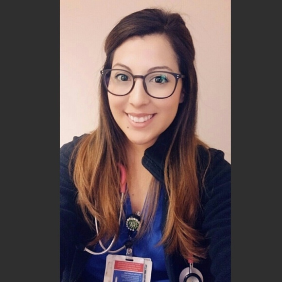 Meet your Posher, Jacquelyn - Picture 3 of 9